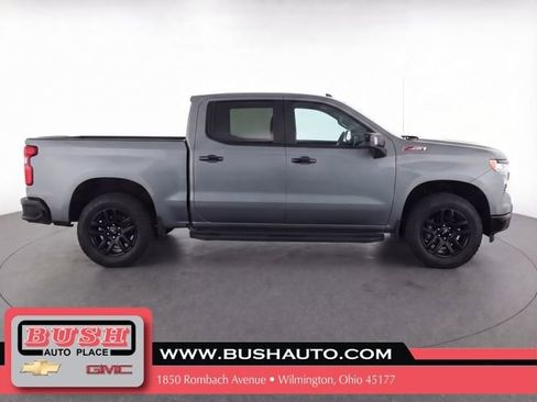 Used 2024 Chevrolet Silverado 1500 LT Trail Boss w/ Convenience Package II image 8