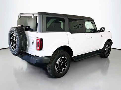 New 2025 Ford Bronco Outer Banks image 15