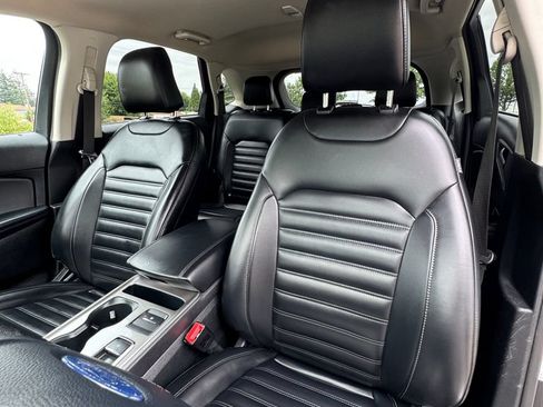 Used 2024 Ford Edge SEL AWD/4WD image 33