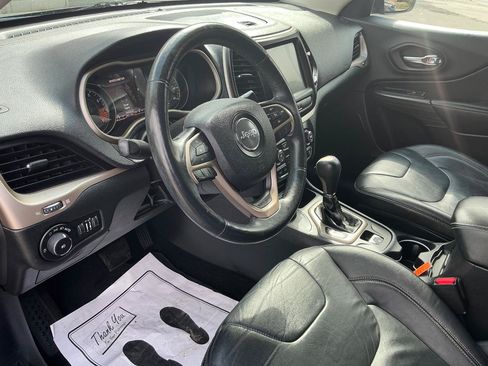 Used 2014 Jeep Cherokee Limited AWD/4WD image 15