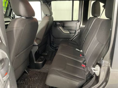 Used 2017 Jeep Wrangler Unlimited Sport w/ Quick Order Package 24S image 12