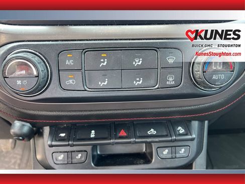 Used 2016 GMC Canyon SLE w/ All Terrain Adventure Package AWD/4WD image 26
