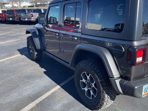 Used 2021 Jeep Wrangler Unlimited Rubicon image 2