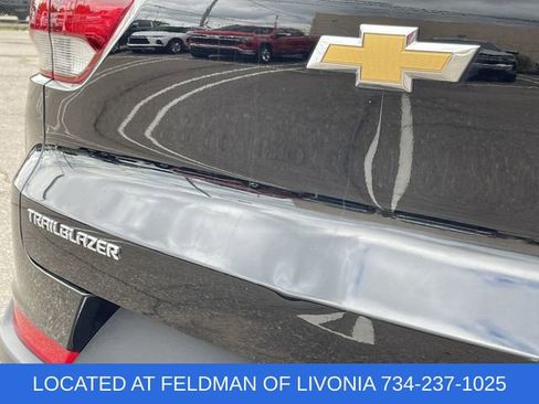 Used 2021 Chevrolet TrailBlazer LT w/ Convenience Package image 30