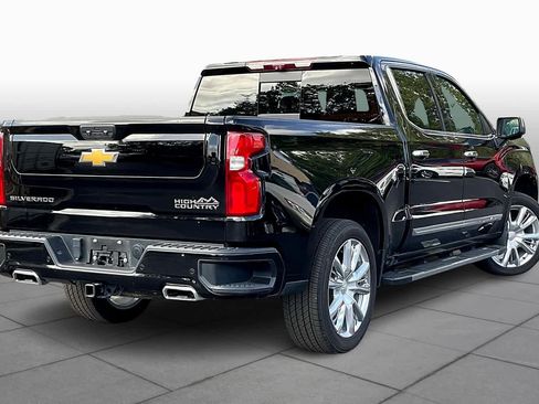 Used 2023 Chevrolet Silverado 1500 High Country w/ High Country Premium Package AWD/4WD image 13