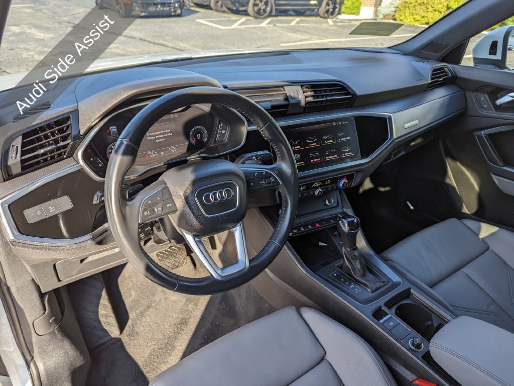 Used 2020 Audi Q3 2.0T Prestige AWD/4WD image 17