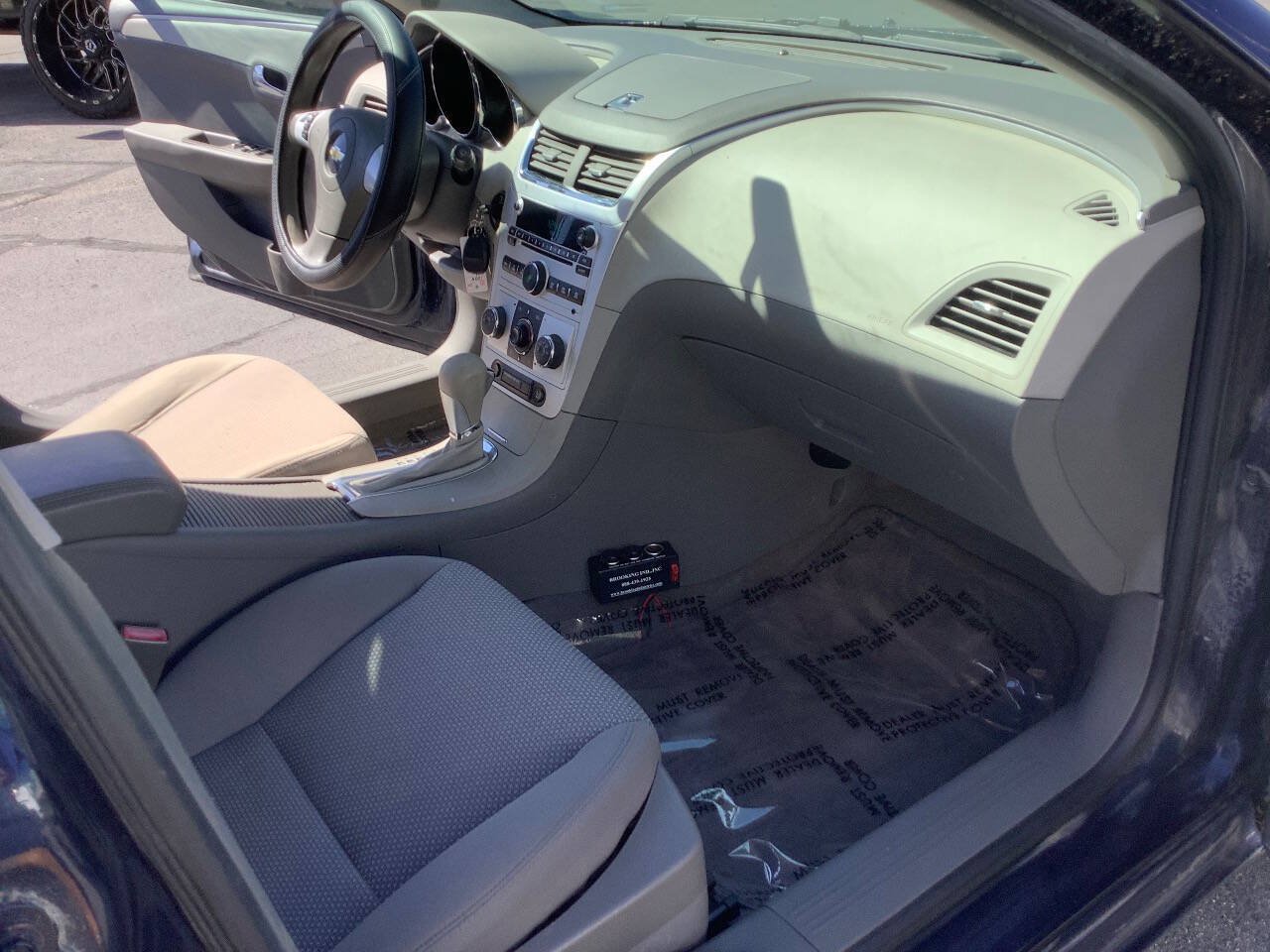Used 2011 Chevrolet Malibu LS FWD image 26