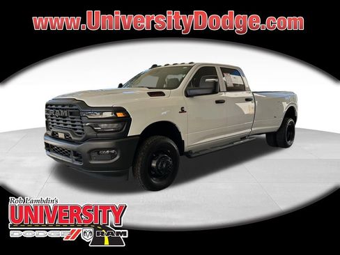 Used 2026 RAM 3500 Tradesman image 1