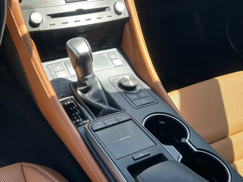 Used 2024 Lexus RC 350 RWD image 23