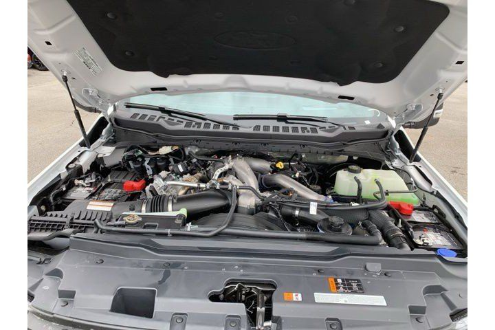 New 2025 Ford F250 Platinum AWD/4WD image 32