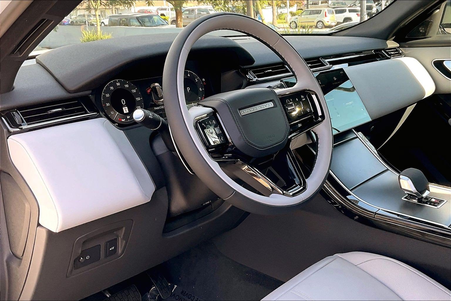 New 2026 Land Rover Range Rover Velar S AWD/4WD image 12