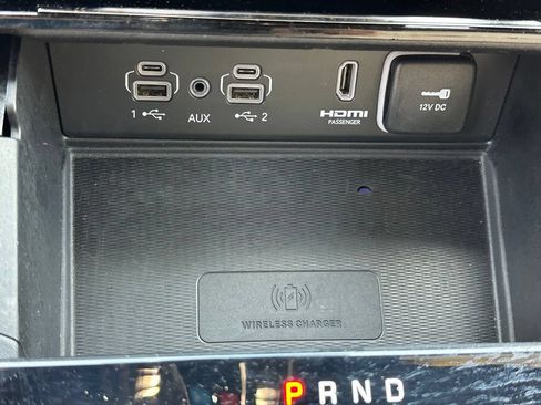 Used 2023 Jeep Grand Cherokee Limited w/ Luxury Tech Group II AWD/4WD image 31