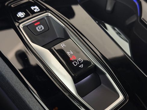 Certified 2025 Audi A5 2.0T Premium Plus w/ Premium Plus image 17