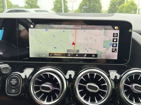 Used 2021 Mercedes-Benz GLA 45 AMG 4MATIC image 27