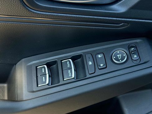 Used 2023 Honda Accord LX image 18