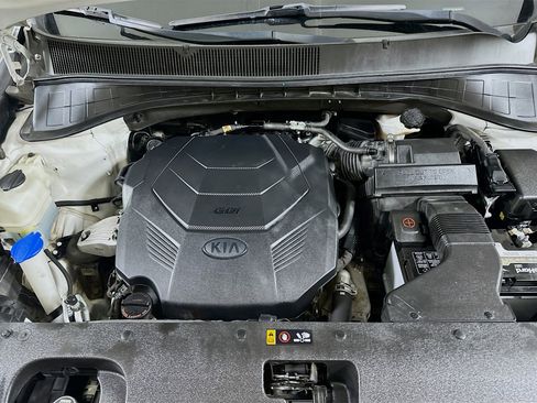 Used 2020 Kia Sorento S image 31