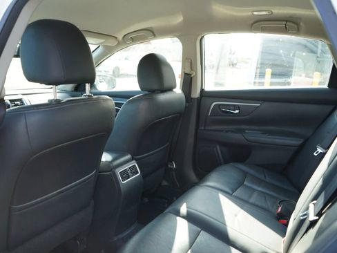 Used 2018 Nissan Altima 2.5 SL FWD image 17