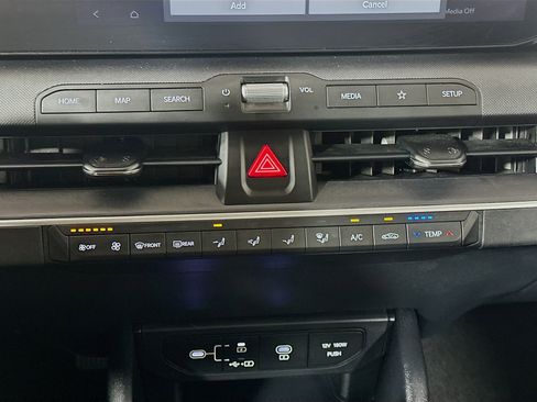 Used 2025 Kia K4 LXS image 24