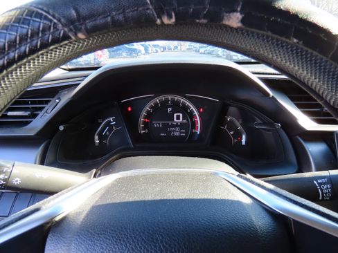 Used 2018 Honda Civic LX image 28
