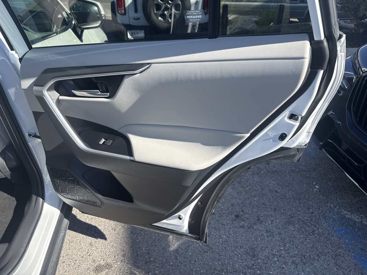 Used 2023 Toyota RAV4 XLE Premium AWD/4WD image 22