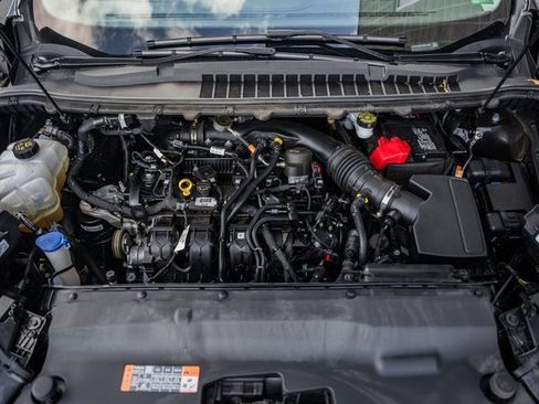 Certified 2022 Ford Edge SE w/ Black Appearance Package image 21