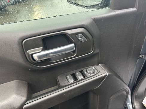 Certified 2022 Chevrolet Silverado 1500 Custom image 18