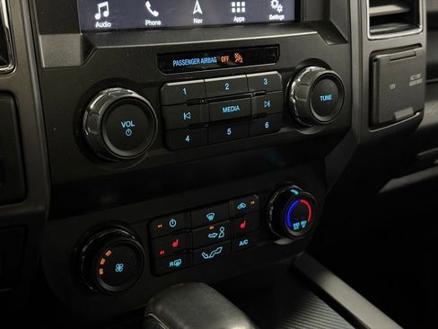 Used 2019 Ford F150 XLT w/ Equipment Group 302A Luxury image 20