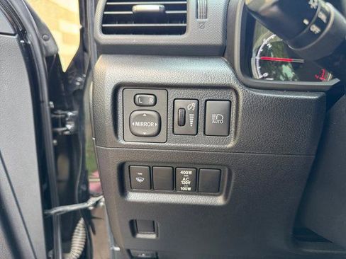 Used 2021 Toyota 4Runner Venture w/ Moonroof Package AWD/4WD image 20