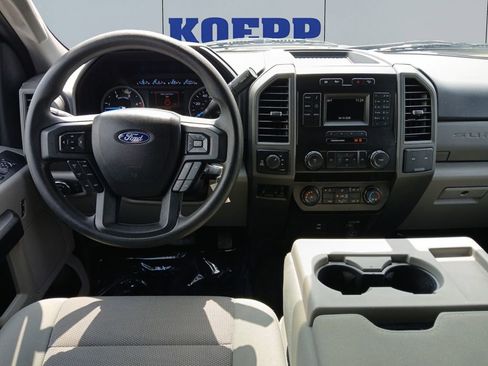 Used 2019 Ford F250 XL w/ STX Appearance Package image 12