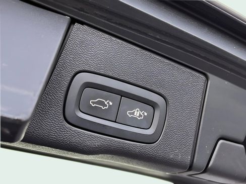 Used 2021 Volvo XC60 T5 Inscription image 21