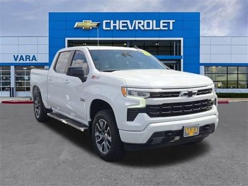 Used 2022 Chevrolet Silverado 1500 RST AWD/4WD image 7