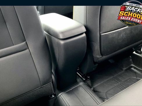 Used 2024 Chevrolet TrailBlazer ACTIV w/ Driver Confidence Package AWD/4WD image 34