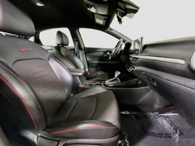 Used 2022 Kia Forte GT w/ GT Technology Package FWD image 28