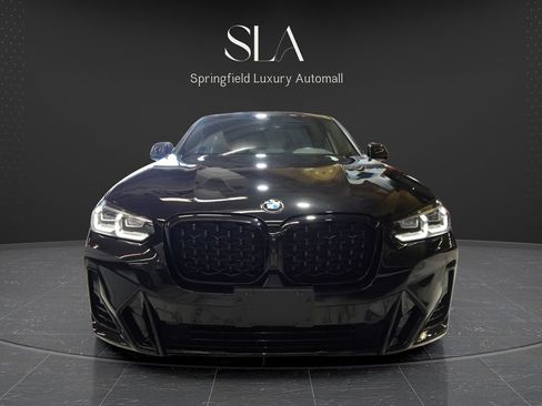 Used 2024 BMW X4 xDrive30i AWD/4WD image 2