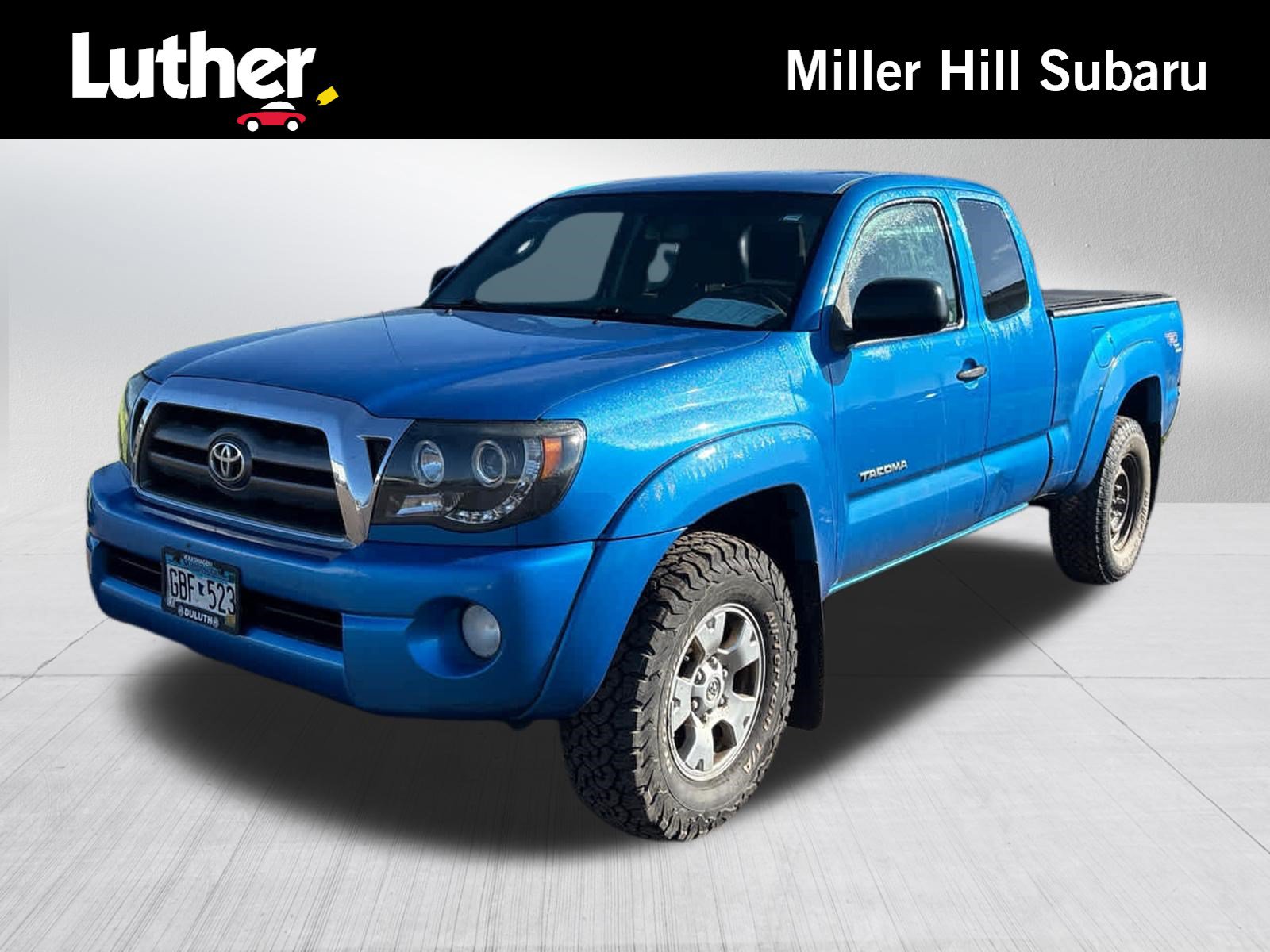 Used 2010 Toyota Tacoma 4x4 Access Cab V6 image 1