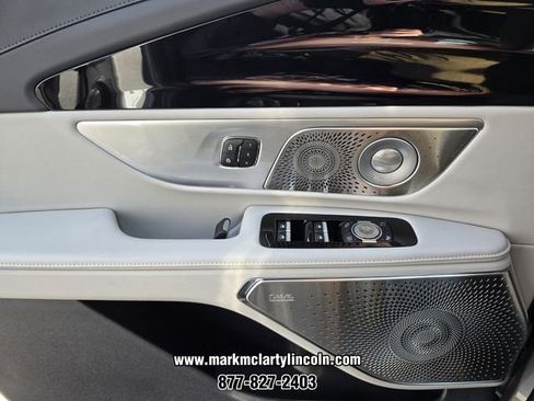 New 2026 Lincoln Nautilus Reserve AWD/4WD image 23