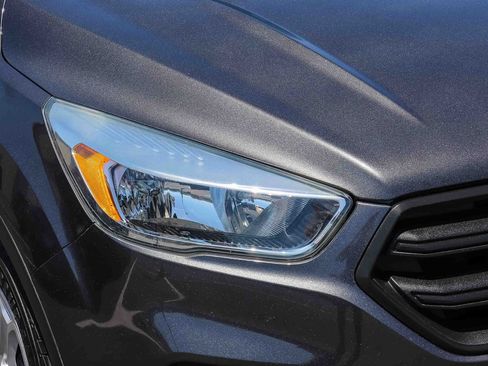 Used 2017 Ford Escape S FWD image 12