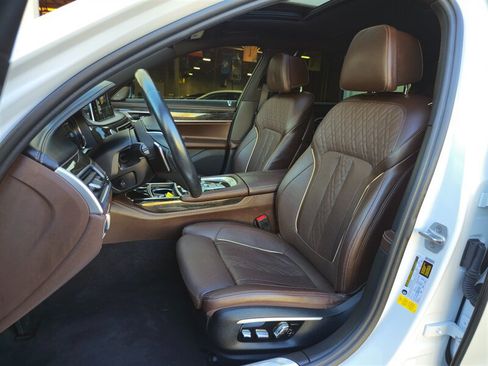 Used 2016 BMW 740i RWD image 16
