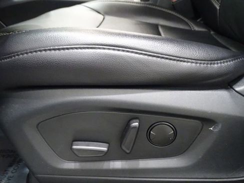Used 2023 Ford Explorer Limited AWD/4WD image 22