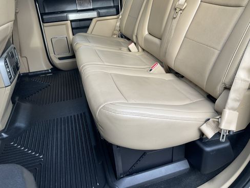 Used 2017 Ford F250 Lariat w/ Lariat Ultimate Package image 42