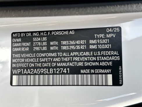 New 2025 Porsche Macan image 27