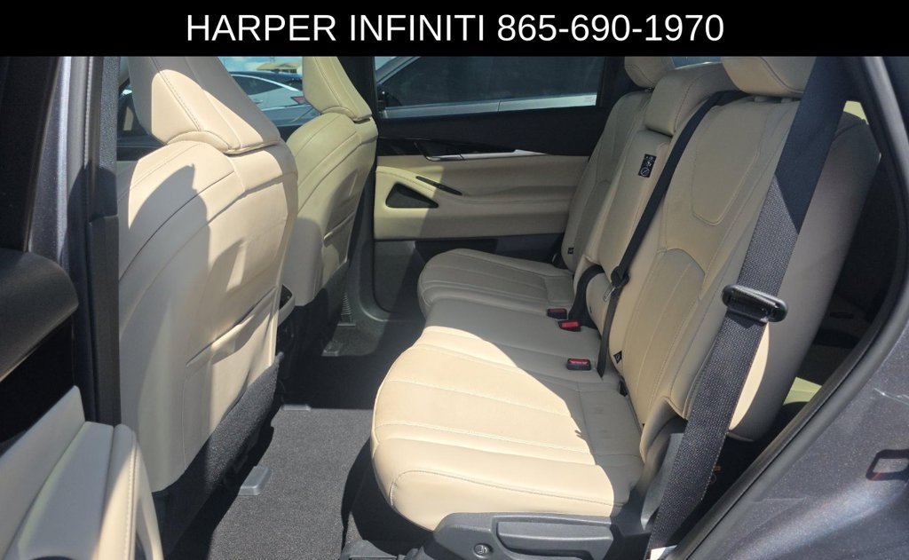 Used 2023 INFINITI QX60 Pure FWD image 8
