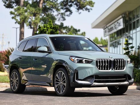 New 2026 BMW X1 xDrive28i w/ Technology Package AWD/4WD image 1