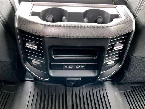New 2026 RAM 3500 Big Horn AWD/4WD image 15