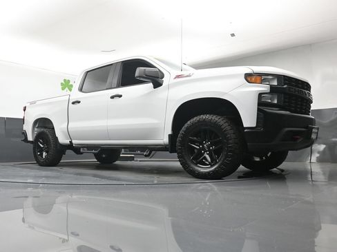 Used 2020 Chevrolet Silverado 1500 Custom Trail Boss w/ Custom Convenience Package AWD/4WD image 26