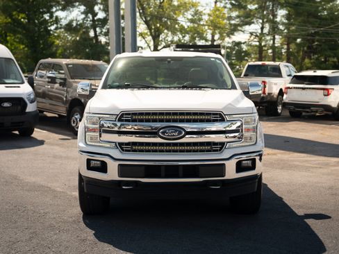Used 2018 Ford F150 Lariat w/ Equipment Group 502A Luxury AWD/4WD image 2
