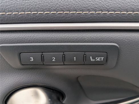 Used 2025 Lexus ES 300h ES 300h image 20