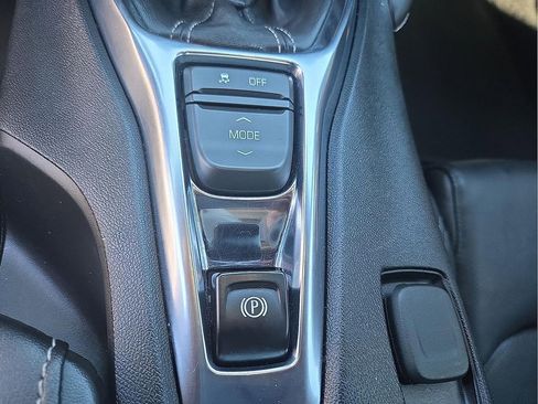 Used 2023 Chevrolet Camaro LT RWD image 17