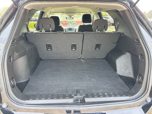 Used 2020 Chevrolet Equinox LS w/ LS Convenience Package image 18