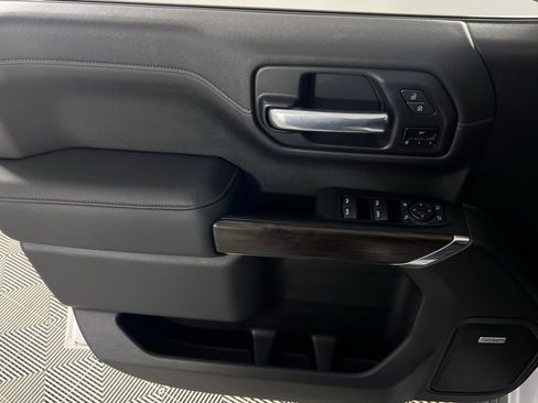Used 2020 GMC Sierra 1500 SLT w/ SLT Premium Package image 24